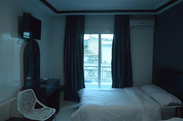 Hotel Le Calife Tunis Buitenkant foto