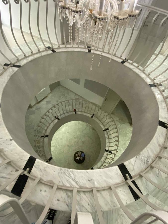 Hotel Le Calife Tunis Buitenkant foto