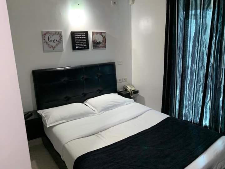 Hotel Le Calife Tunis Buitenkant foto