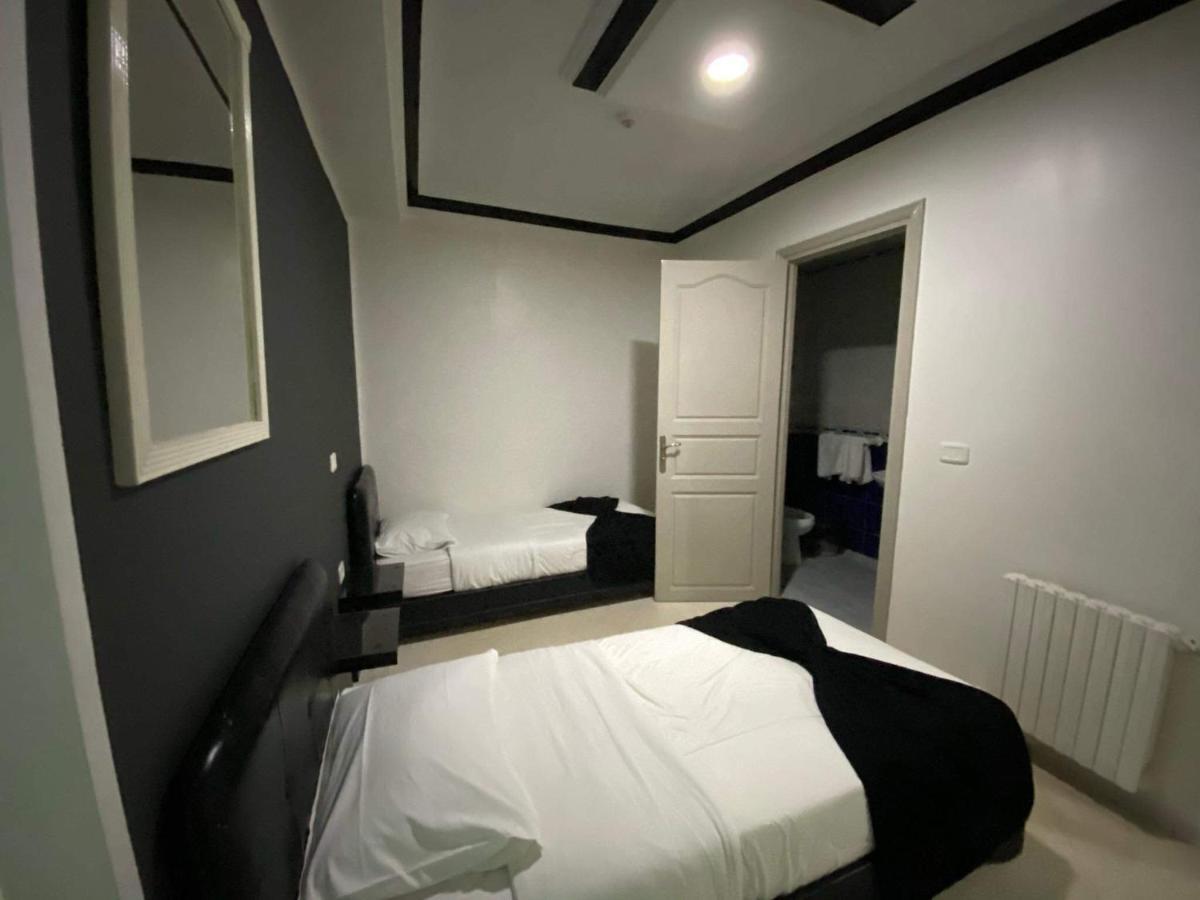 Hotel Le Calife Tunis Buitenkant foto